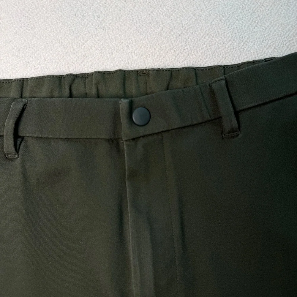Uniqlo Ultra Stretch Jogger Tapered Pants Forest Green Mens 311-167394 Small